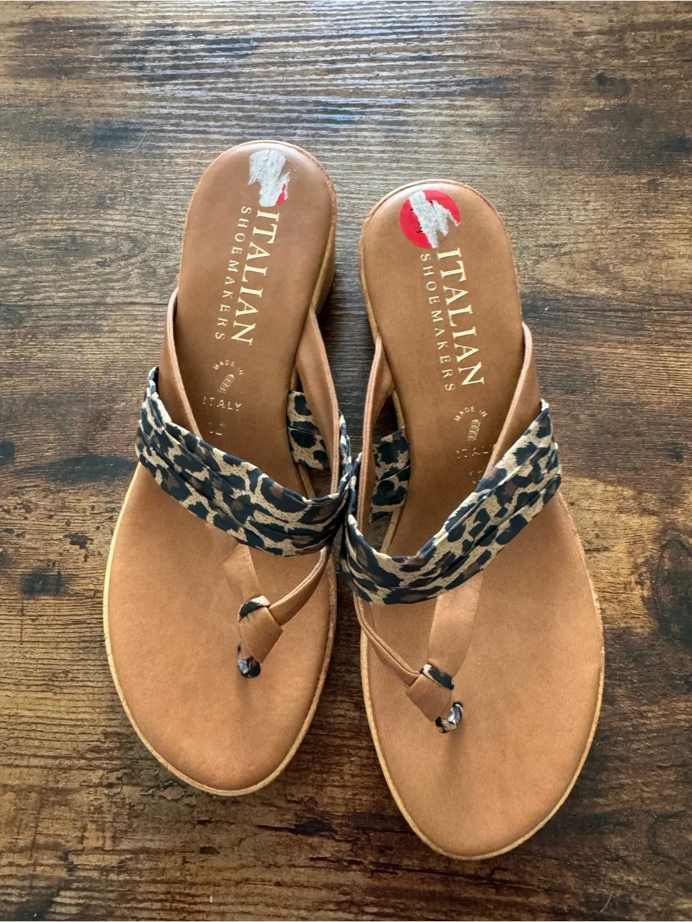 Italian Shoemakers Tan Leather Leopard-Print Thong Sandal wedge in size 10